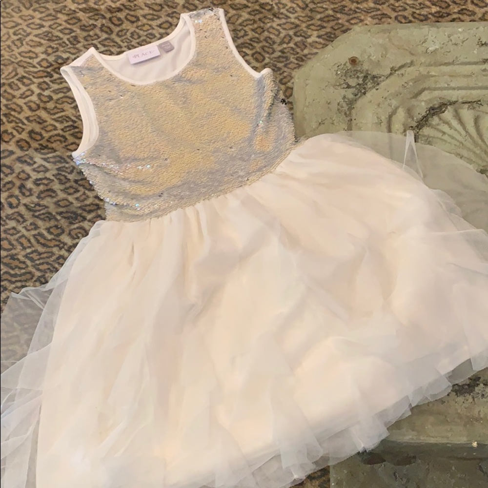 Children’s Place Girls Sequin Dress, size 7/8